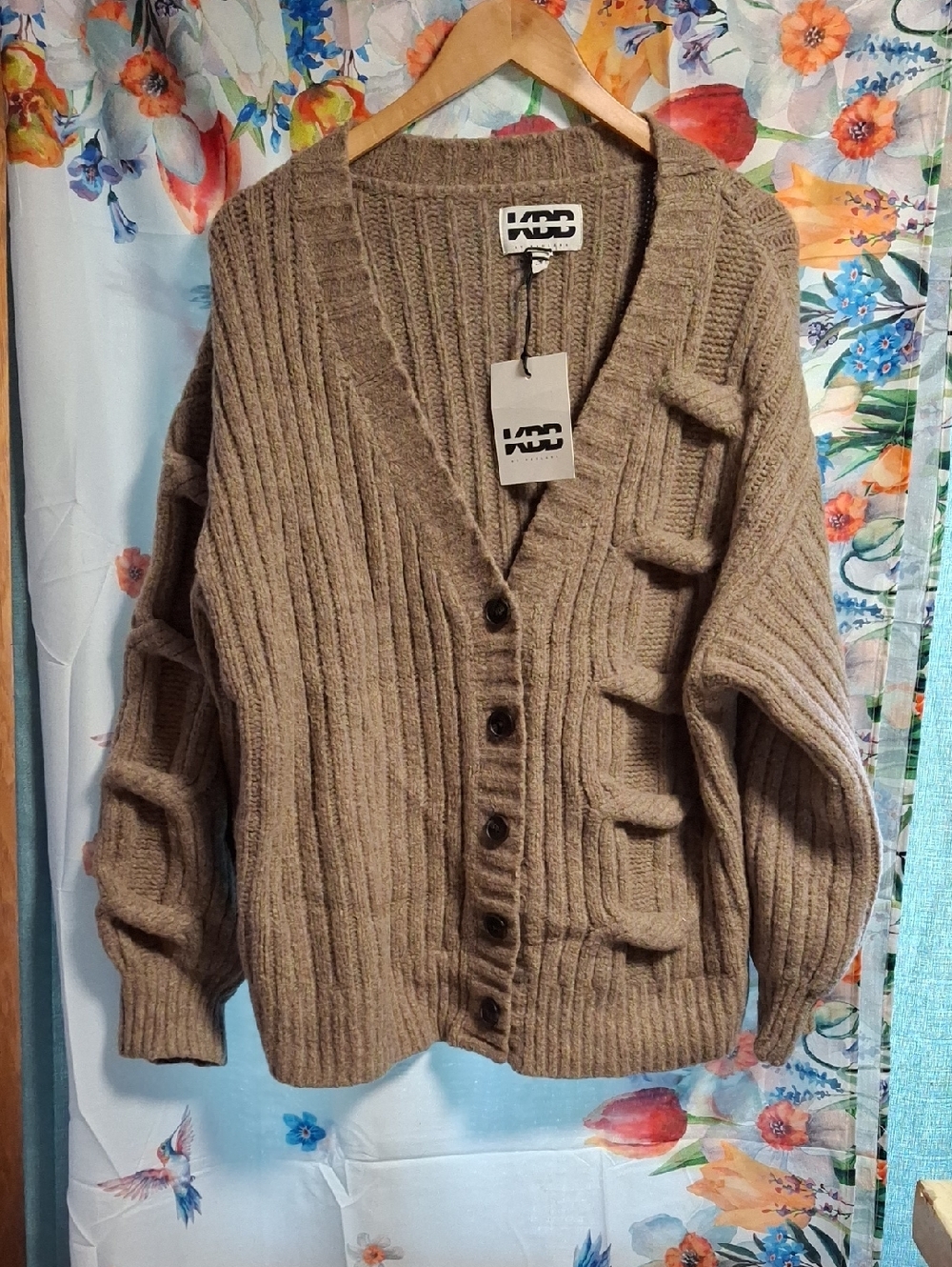 KBB Ribbed Button-Up Cardigan Size Meduim